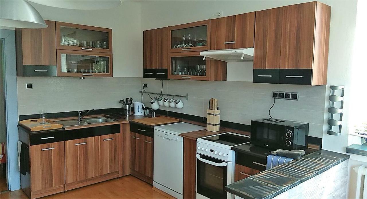 Apartman V Zahrade Praha Troja - Apartment In The Garden Prague Troja מראה חיצוני תמונה
