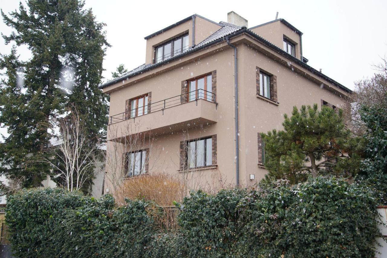 Apartman V Zahrade Praha Troja - Apartment In The Garden Prague Troja מראה חיצוני תמונה