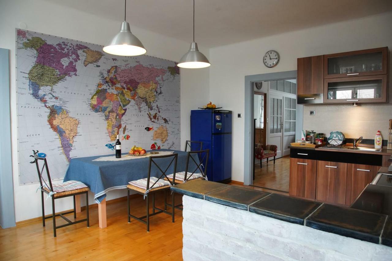 Apartman V Zahrade Praha Troja - Apartment In The Garden Prague Troja מראה חיצוני תמונה